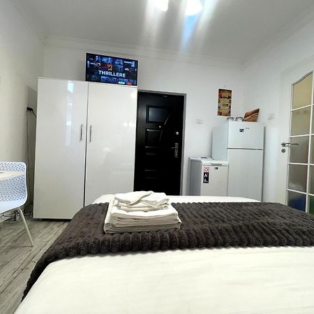 Prime 4 Apartment Bukares Bagian luar foto